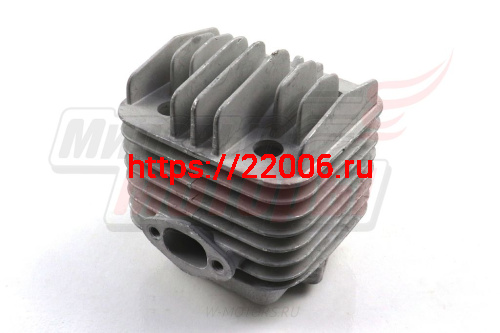 Цилиндр NR80 (d47)(крепёжное расстояние под шпильки впуск.патрубка 32 мм) фото 2 Цилиндр NR80 (d47)(крепёжное расстояние под шпильки впуск.патрубка 32 мм) фото 2